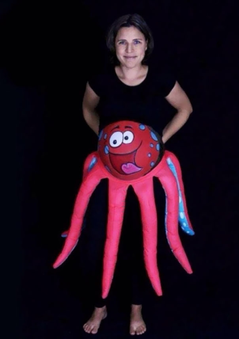 Las barrigas embarazadas también se visten para Halloween