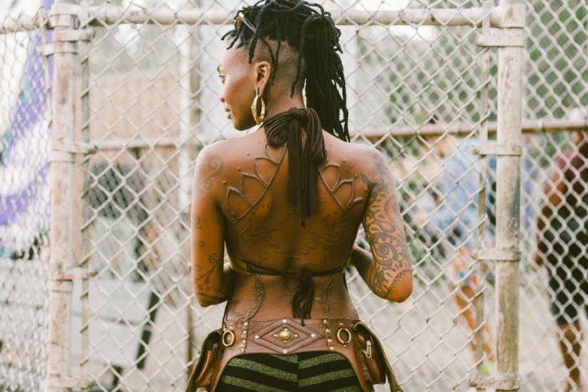 Las chicas más elegantes y hermosas del festival Afropunk-2014 Las chicas más elegantes y hermosas del festival Afropunk-2014