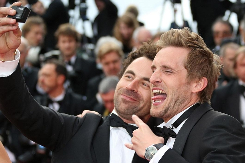 Las estrellas se toman selfies en Cannes Las estrellas se toman selfies en Cannes