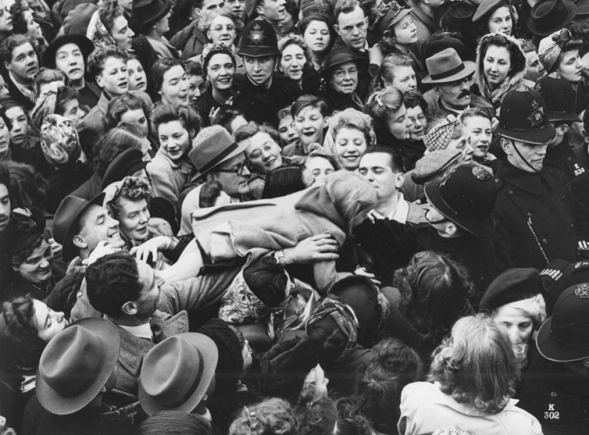 Las fotos más brillantes de las bodas reales británicas Las fotos más brillantes de las bodas reales británicas