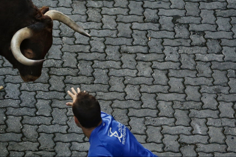 Las imágenes más emotivas de las fiestas españolas San Fermín 2013