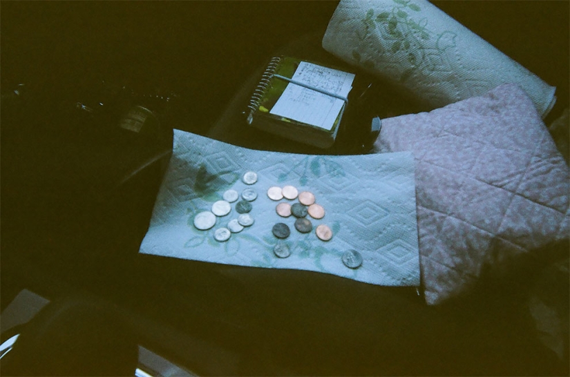 Las personas sin hogar recibieron 100 cámaras para tomar fotografías de sus vidas Las personas sin hogar recibieron 100 cámaras para tomar fotografías de sus vidas