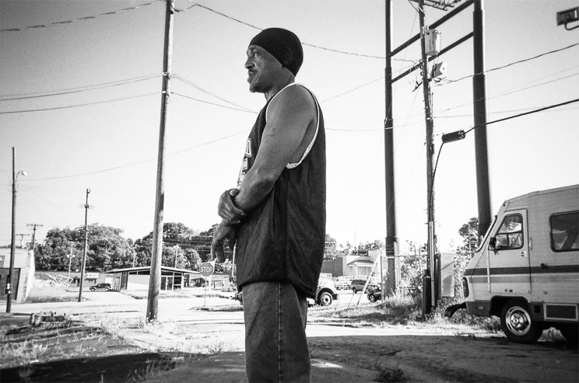 Las personas sin hogar recibieron 100 cámaras para tomar fotografías de sus vidas Las personas sin hogar recibieron 100 cámaras para tomar fotografías de sus vidas