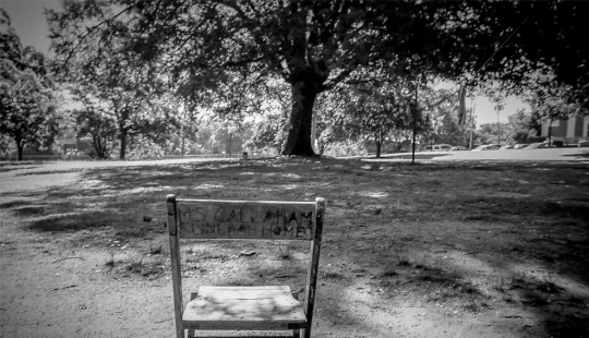 Las personas sin hogar recibieron 100 cámaras para tomar fotografías de sus vidas