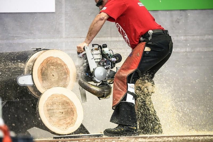 Las tomas más emotivas de la competencia de leñadores