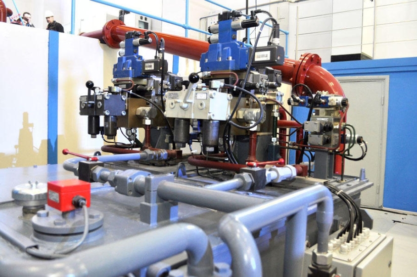 Launch of a hydraulic unit at the Lesogorskaya HPP