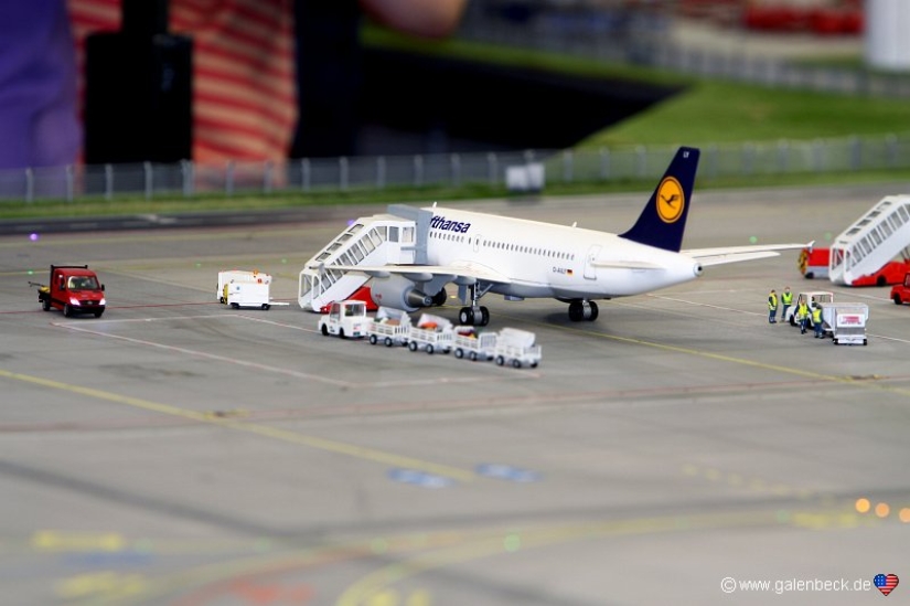 Let's take off! The largest airport model in the world Let's take off! The largest airport model in the world