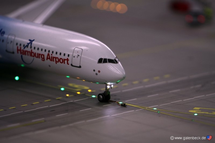 Let's take off! The largest airport model in the world Let's take off! The largest airport model in the world