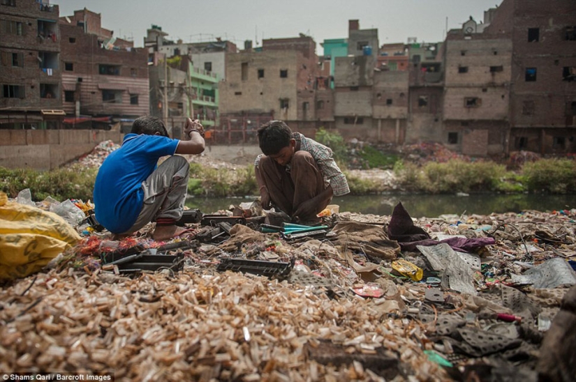 Life in the Indian cemetery of computers