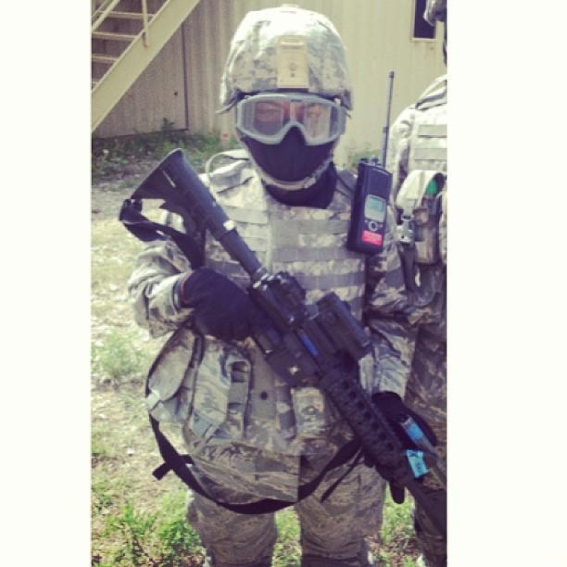 Lo que las chicas militares estadounidenses publican en su Instagram Lo que las chicas militares estadounidenses publican en su Instagram