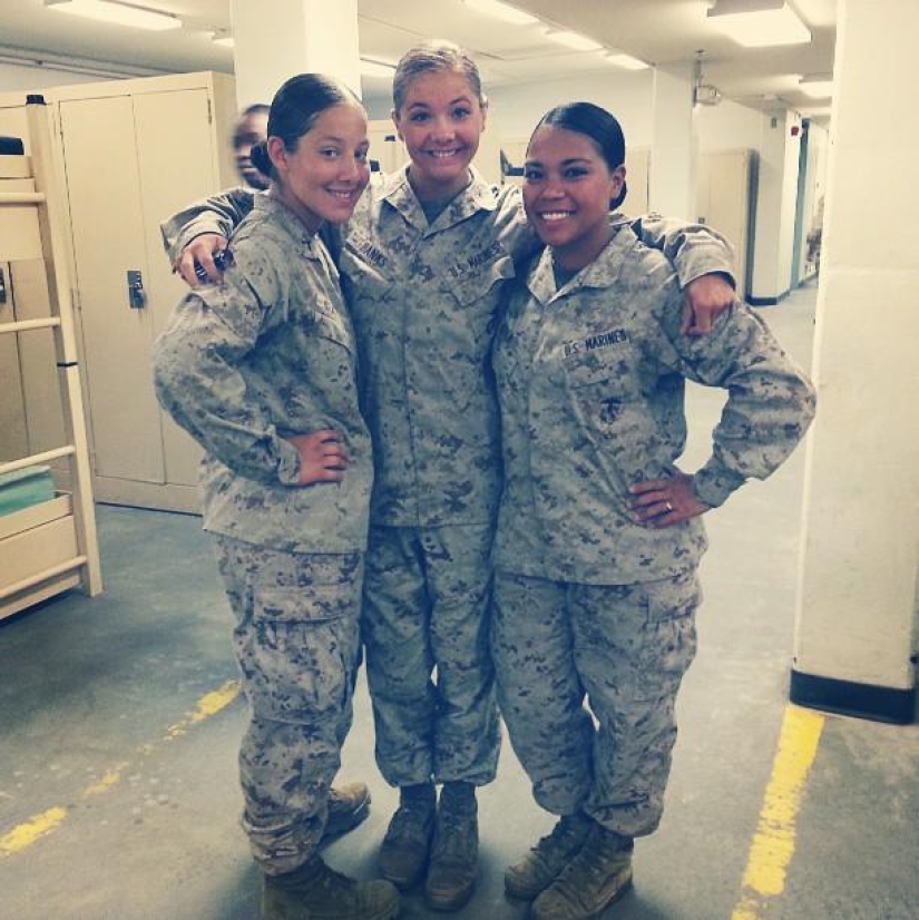 Lo que las chicas militares estadounidenses publican en su Instagram Lo que las chicas militares estadounidenses publican en su Instagram