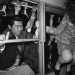 Lo que los pasajeros del metro de Tokio tienen que soportar durante la hora pico Lo que los pasajeros del metro de Tokio tienen que soportar durante la hora pico