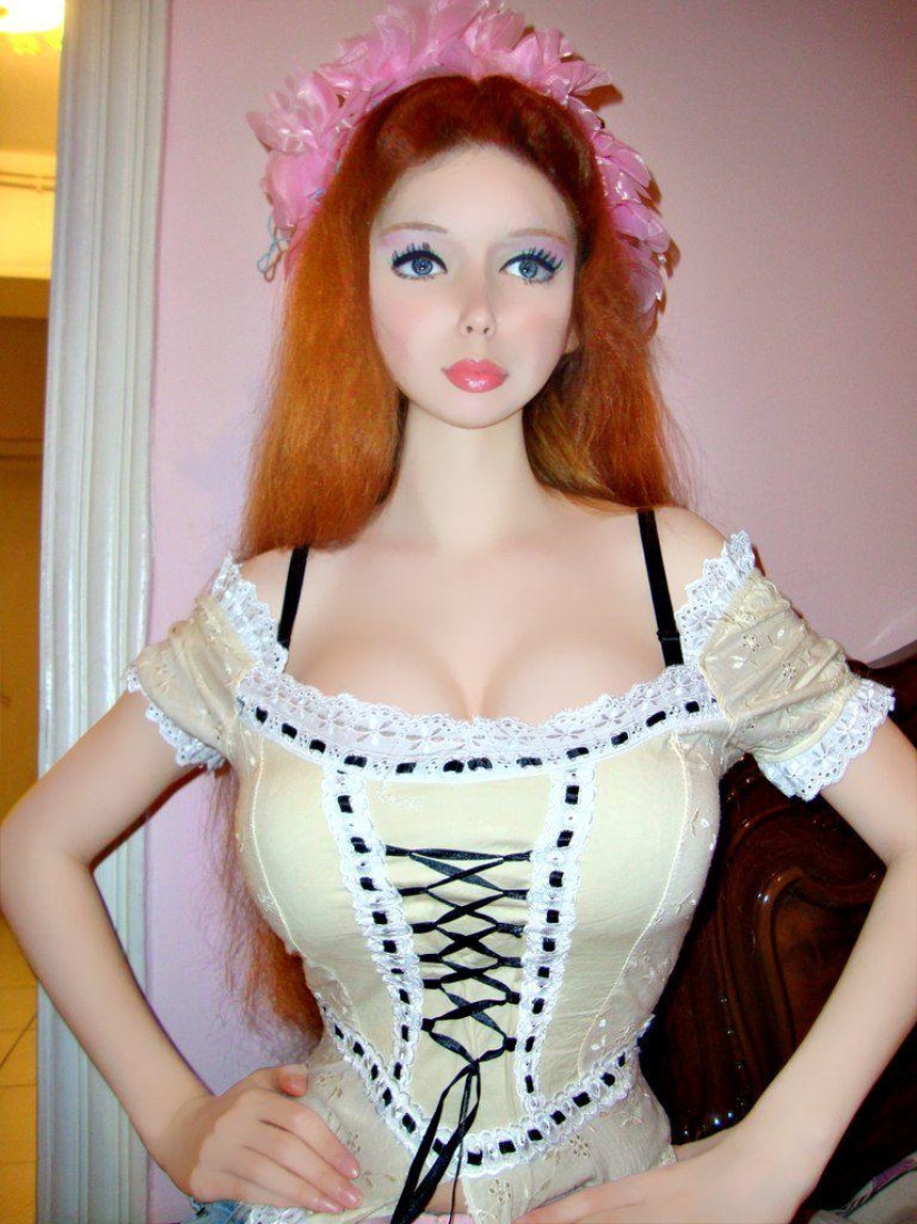 Lolita Richie is a new living doll from Russia Lolita Richie is a new living doll from Russia