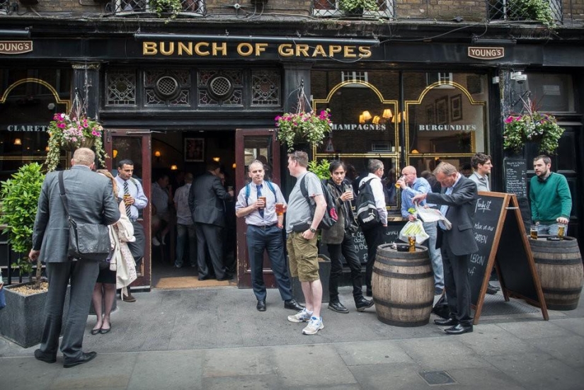 London as a mirror of world civilization London as a mirror of world civilization