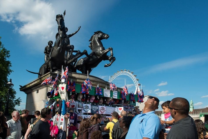 London as a mirror of world civilization London as a mirror of world civilization