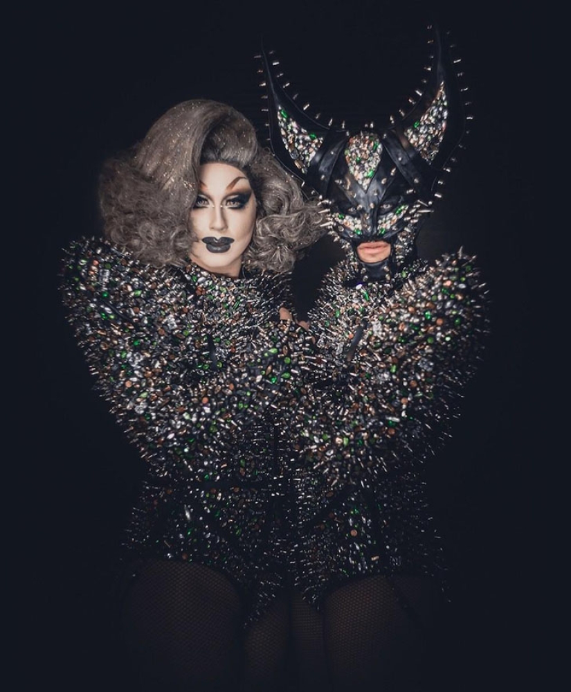 London&#39;s &quot;Drag Queens&quot; in Damien Frost&#39;s photography project