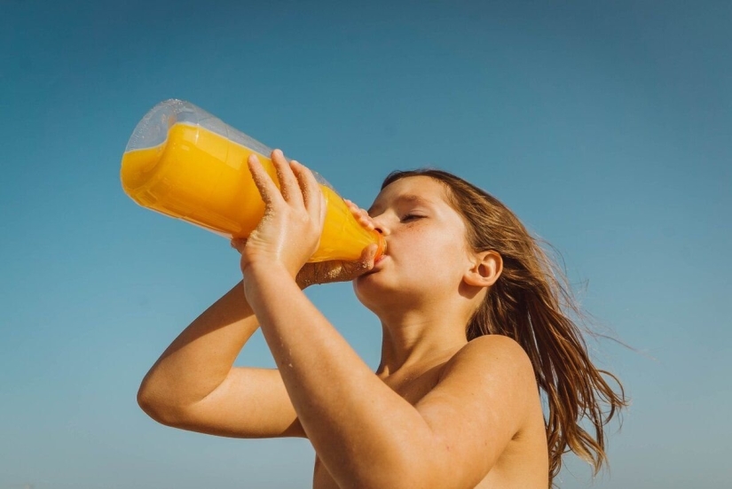 Los 5 alimentos poco saludables que alimentamos a nuestros hijos