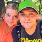 Los cónyuges de los EE. UU. Bajaron 240 kg para dos