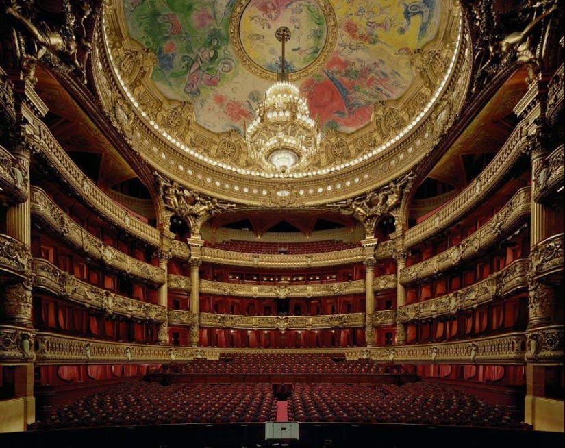 Los interiores más impresionantes de los teatros de ópera más famosos del mundo. Los interiores más impresionantes de los teatros de ópera más famosos del mundo.