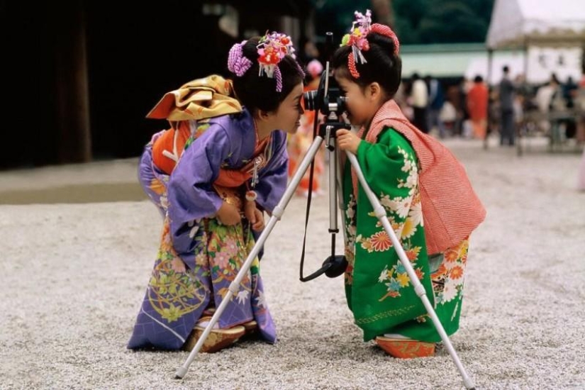 Los niños más encantadores en las vacaciones infantiles en Japón