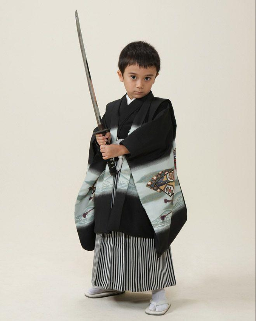 Los niños más encantadores en las vacaciones infantiles en Japón