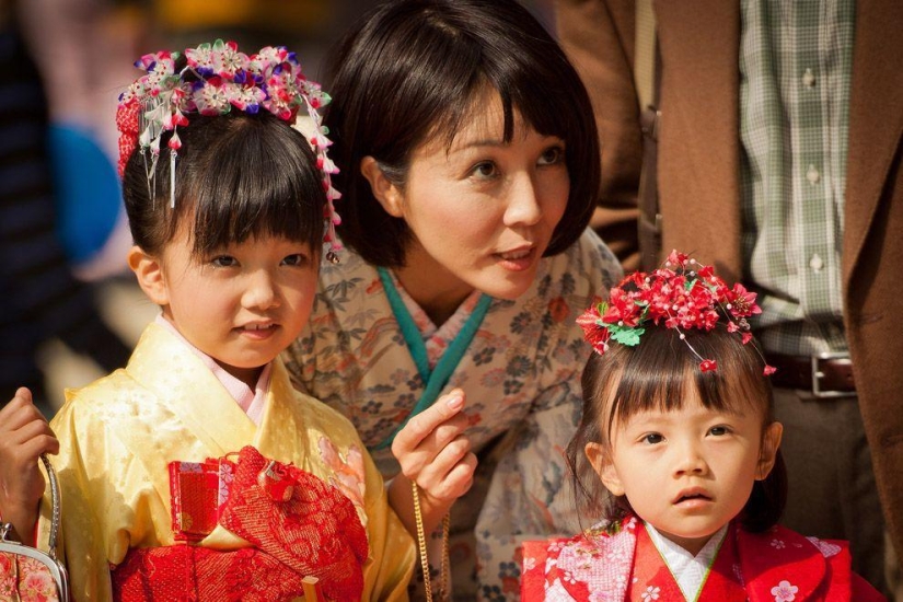 Los niños más encantadores en las vacaciones infantiles en Japón