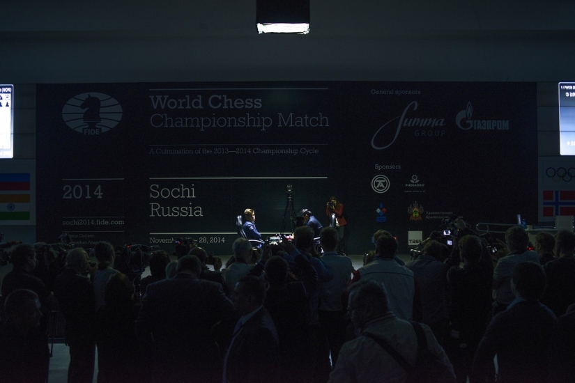 Los partidos por el título de campeón mundial de ajedrez tienen lugar en Sochi