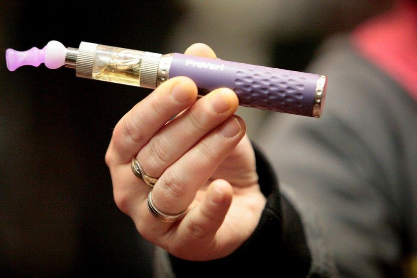 Los vapers son una nueva subcultura generada por los cigarrillos electrónicos Los vapers son una nueva subcultura generada por los cigarrillos electrónicos