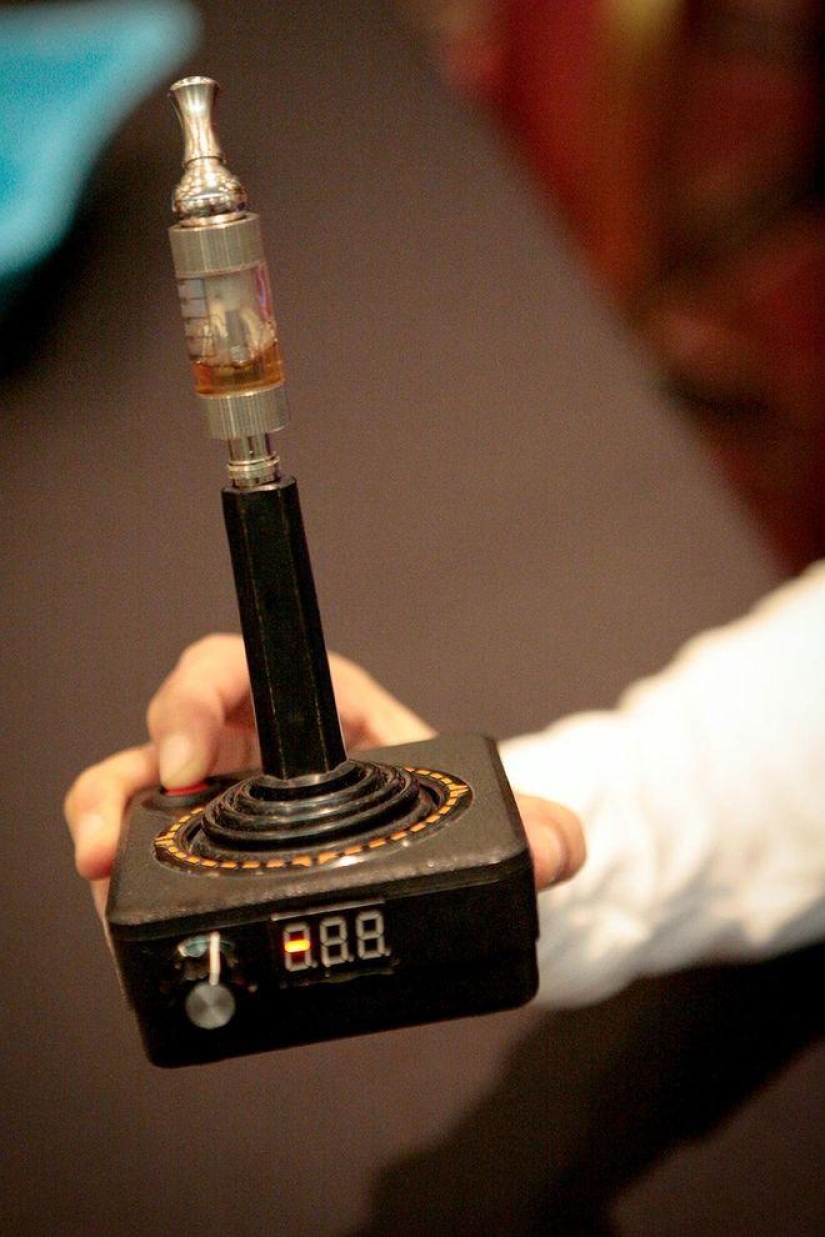 Los vapers son una nueva subcultura generada por los cigarrillos electrónicos Los vapers son una nueva subcultura generada por los cigarrillos electrónicos