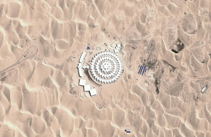 Loto en el desierto de Xiangshawan