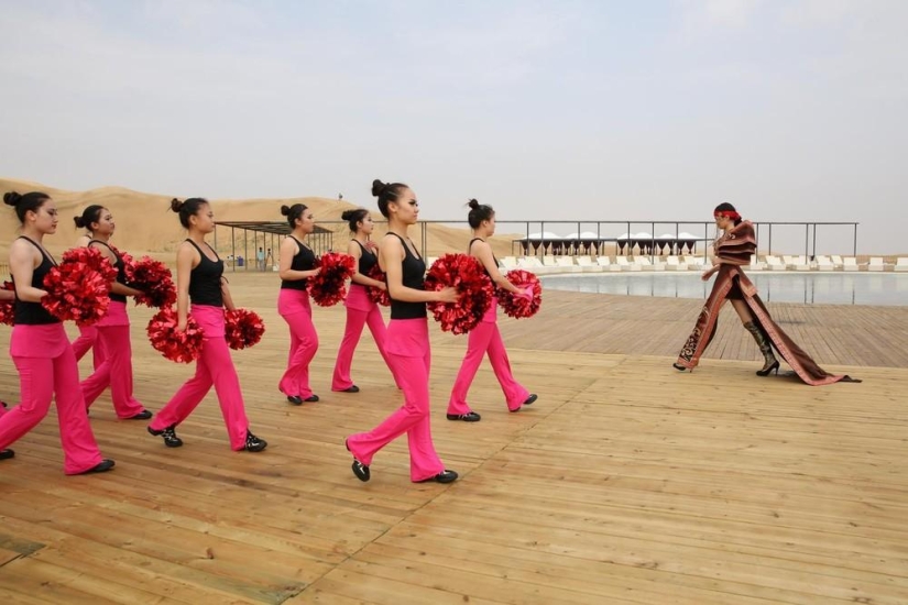 Loto en el desierto de Xiangshawan