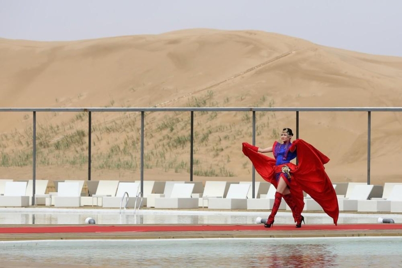Loto en el desierto de Xiangshawan