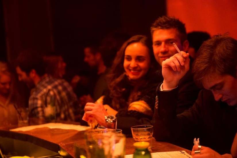 Último día de fumar en clubes, restaurantes y bares
