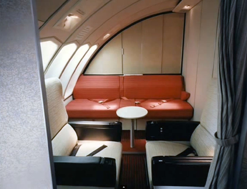 Luxury flight in the seventies on a Boeing 747 Luxury flight in the seventies on a Boeing 747