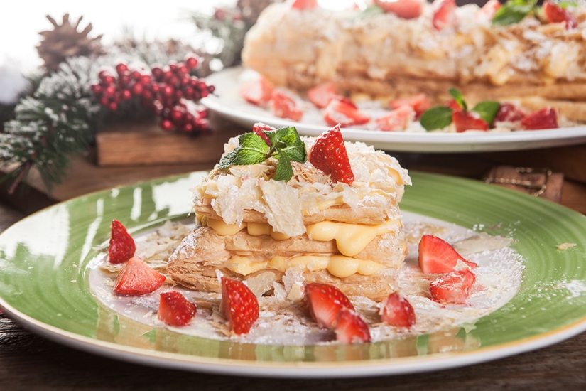 Make it in three hours: how to set a New Year's table and not screw up