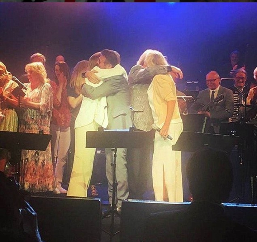 Mamma Mia: ¡Los miembros de ABBA se reunieron por primera vez en 30 años!
