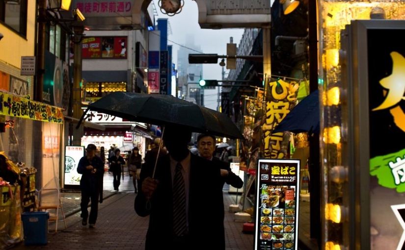 Man-machine: the tragicomic life of a Japanese office plankton