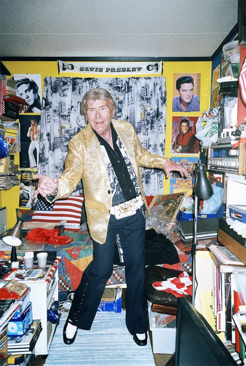 "Mania": strange collections and their owners in the Norwegian photographer's photo project