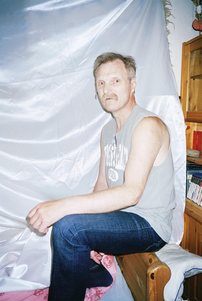 "Mania": strange collections and their owners in the Norwegian photographer's photo project