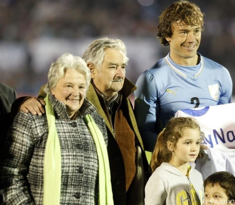 Marihuana, aborto y reformas radicales: el legado del "último mendigo" del presidente del mundo Marihuana, aborto y reformas radicales: el legado del "último mendigo" del presidente del mundo