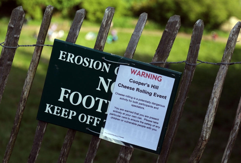 May's most ridiculous and cutthroat competition: Cooperschild Cheese Race 2013 May's most ridiculous and cutthroat competition: Cooperschild Cheese Race 2013