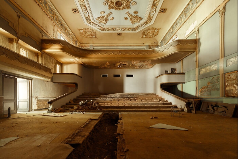 Me embarqué en un viaje a través de los países de la ex Unión Soviética para documentar la arquitectura soviética abandonada