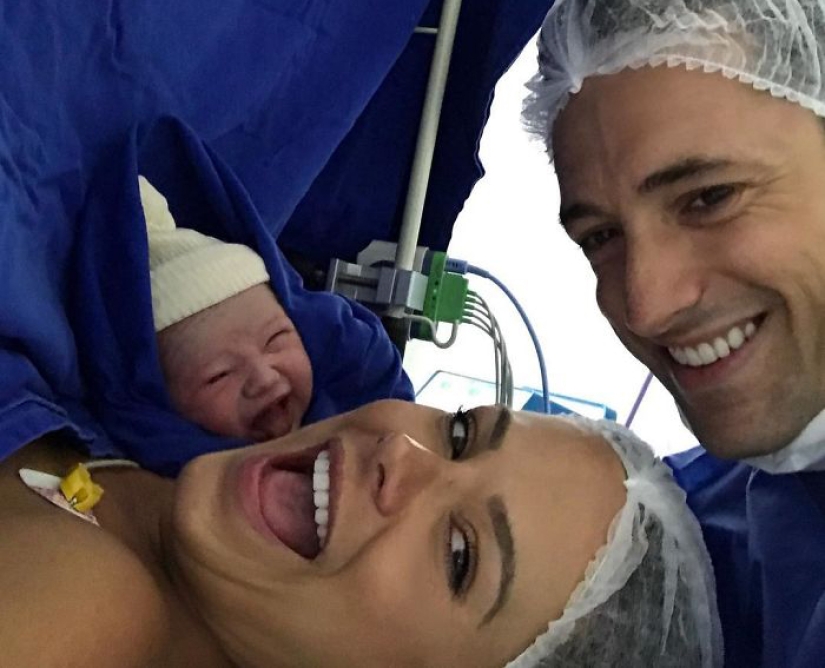 Me gusta desde los primeros minutos de vida: la hija de una bloguera de moda en una selfie de la sala de maternidad