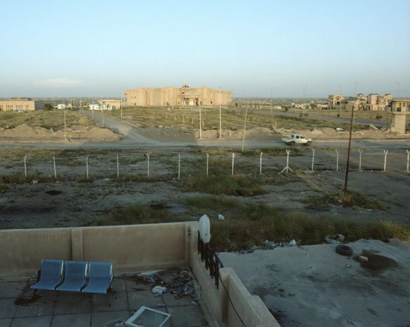 Men who quit their jobs and went to fight against ISIS