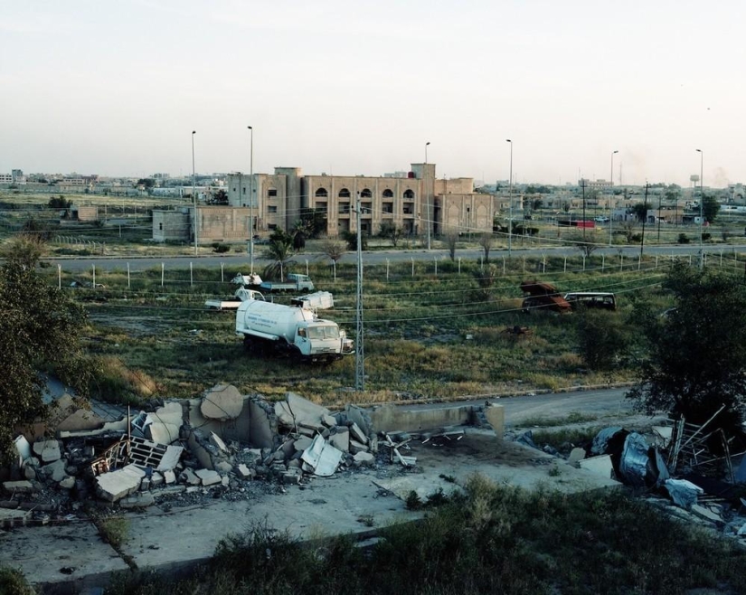 Men who quit their jobs and went to fight against ISIS