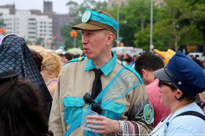 Mermaid Parade - Good Old Brooklyn Freak Show Mermaid Parade - Good Old Brooklyn Freak Show