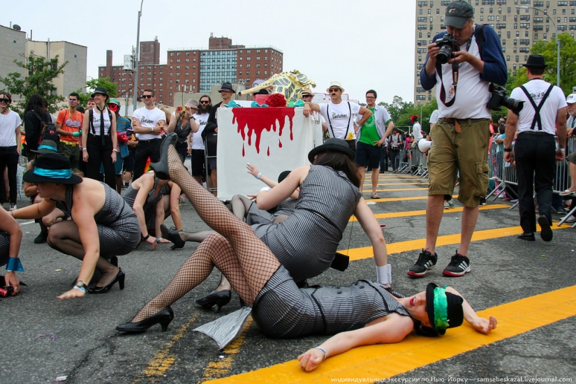 Mermaid Parade - Good Old Brooklyn Freak Show Mermaid Parade - Good Old Brooklyn Freak Show