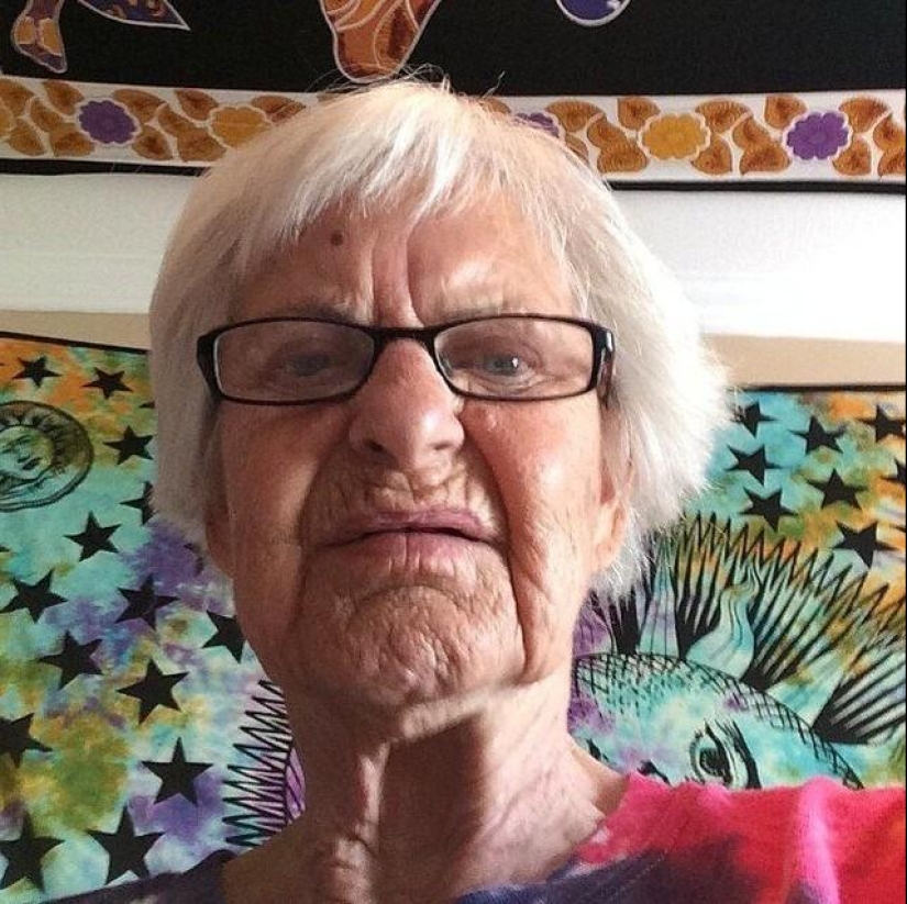 mi abuela fuma en pipa