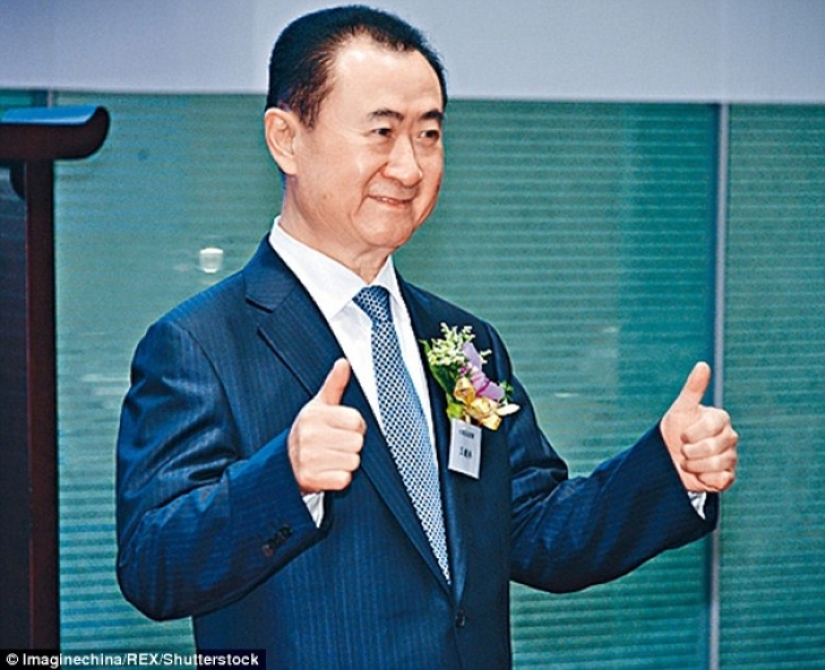 Mickey Mouse is over: how the richest Chinese declared war on Disney