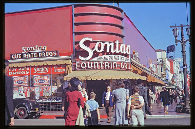 Mientras la URSS estaba en guerra con los fascistas: fotos en color de la pacífica Los Ángeles durante la Segunda Guerra Mundial y después